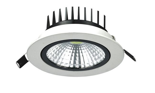 LED  9W COB 天花灯开孔115mm  黄光白光中性光