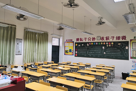 江西寻乌县城北新区小学和江西寻乌县第二中学