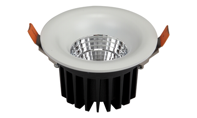 LED15W  COB深孔喇叭口筒灯开孔110mm黄光/白光/中性光